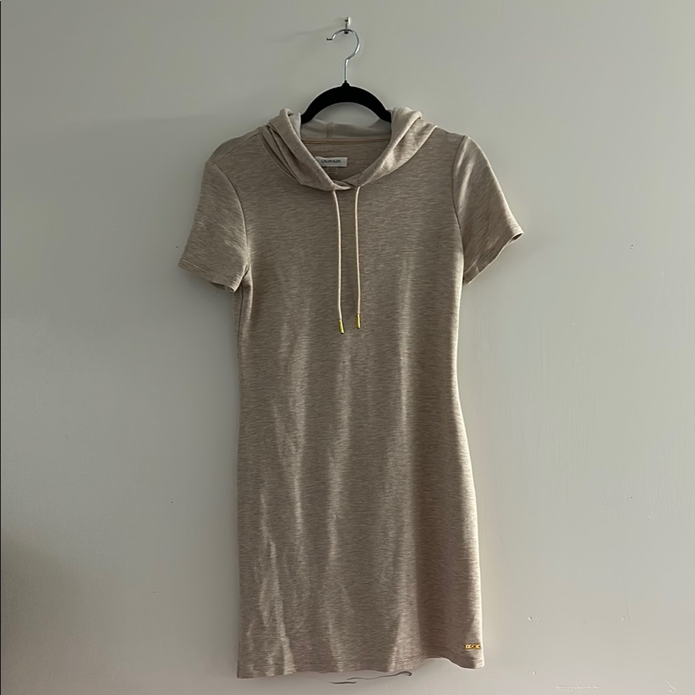 ❤️3 for $15❤️ Calvin Klein Beige Hoodie Dress